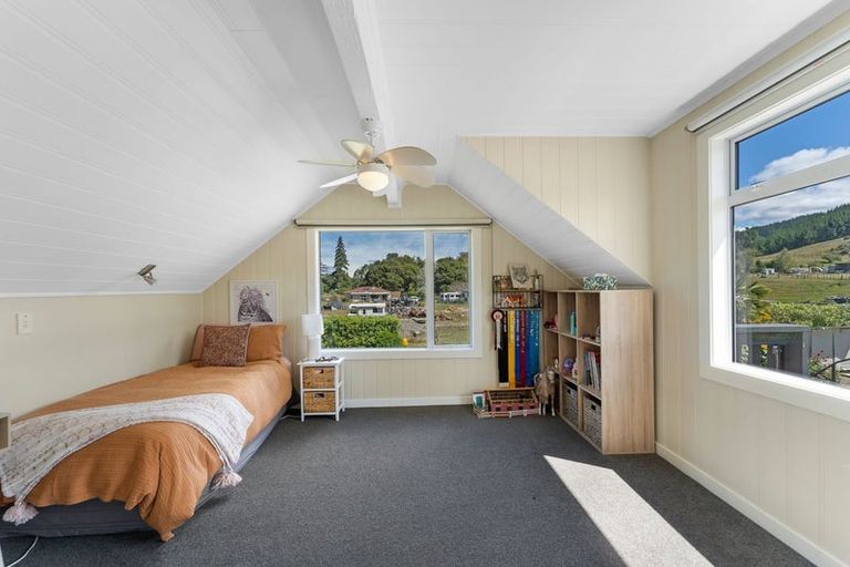 Photo of property in 4 Leigh Road, Foxhill, Wakefield, 7095