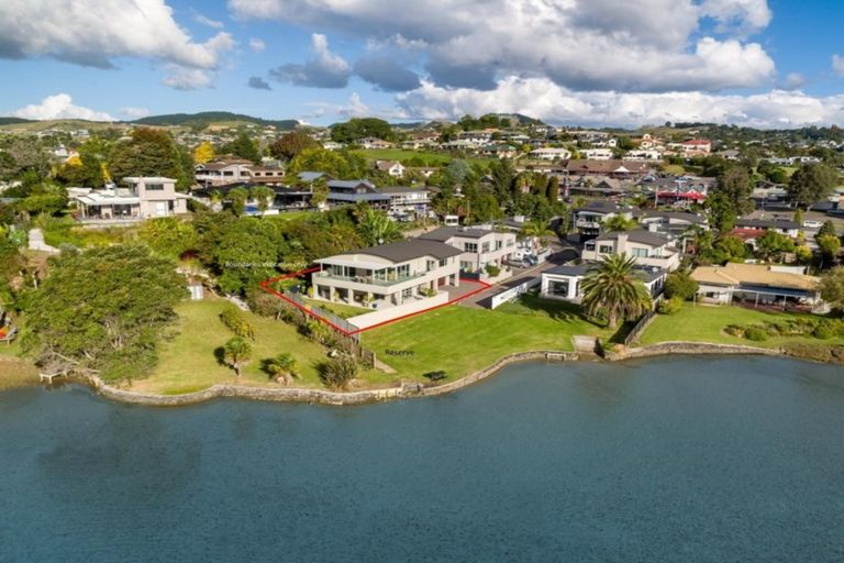 Photo of property in 10 Azores Way, Welcome Bay, Tauranga, 3112