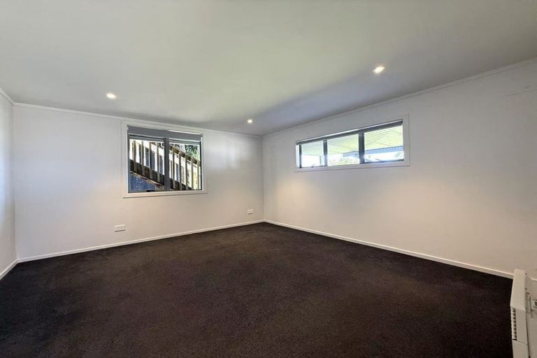 Photo of property in 264 Glenvar Road, Torbay, Auckland, 0630