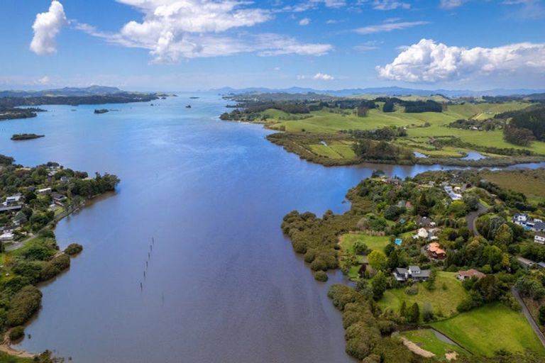 Photo of property in 19 The Lookout, Kerikeri, 0230