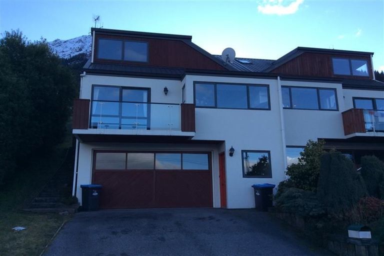 Photo of property in 142a Fernhill Road, Fernhill, Queenstown, 9300