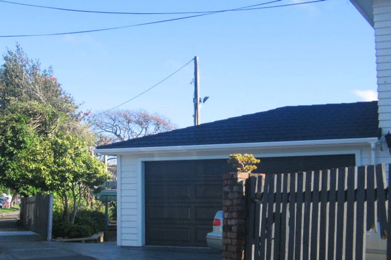 Photo of property in 87 Kings Crescent, Hutt Central, Lower Hutt, 5010