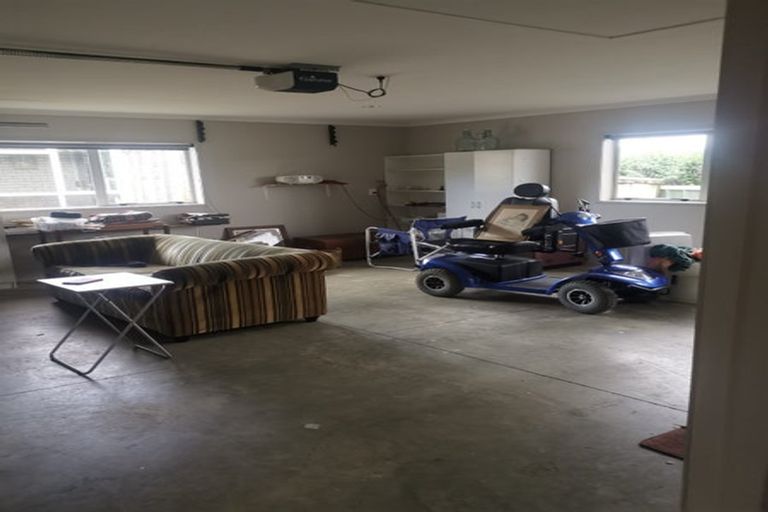 Photo of property in 4/8 Village Place, Tuakau, 2121