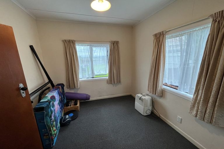 Photo of property in 15 View Road, Shelly Park, Auckland, 2014