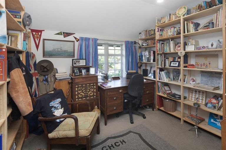 Photo of property in 180 Fendalton Road, Fendalton, Christchurch, 8052