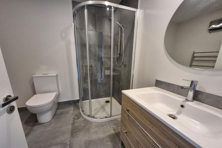 Photo of property in 2/102 Strickland Street, Sydenham, Christchurch, 8023