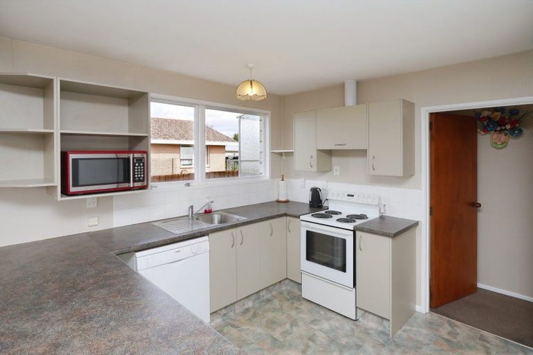 Photo of property in 12 Seadown Crescent, Amberley, 7410