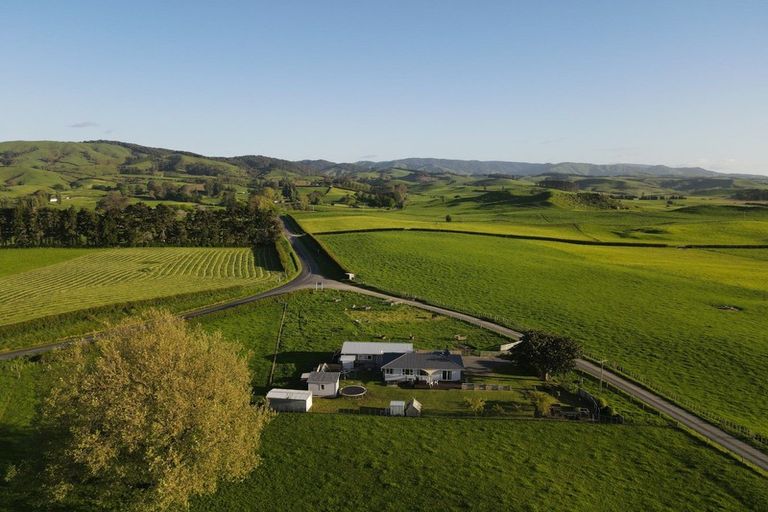 Photo of property in 10 Pamotumotu Road, Maihiihi, Te Awamutu, 3873
