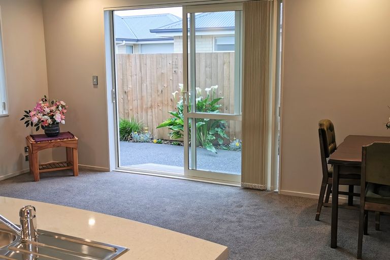 Photo of property in 2/14 Nicholls Road, Halswell, Christchurch, 8025