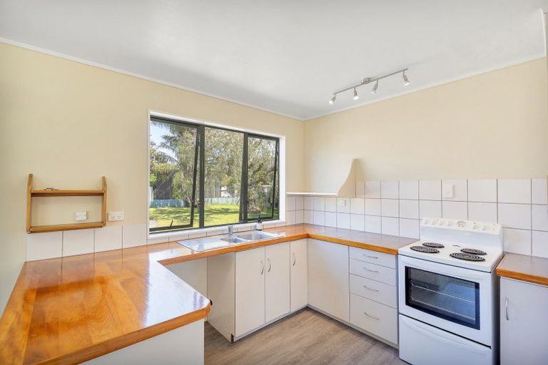 Photo of property in 92 Catherine Crescent, Whitianga, 3510