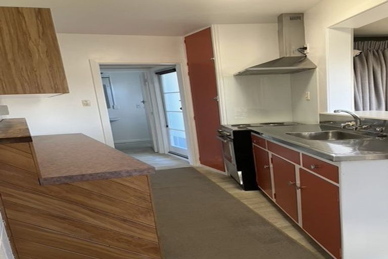 Photo of property in 109 Beachville Road, Redcliffs, Christchurch, 8081