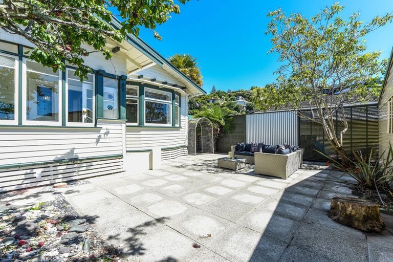 Photo of property in 66 Wellington Street, Nelson South, Nelson, 7010