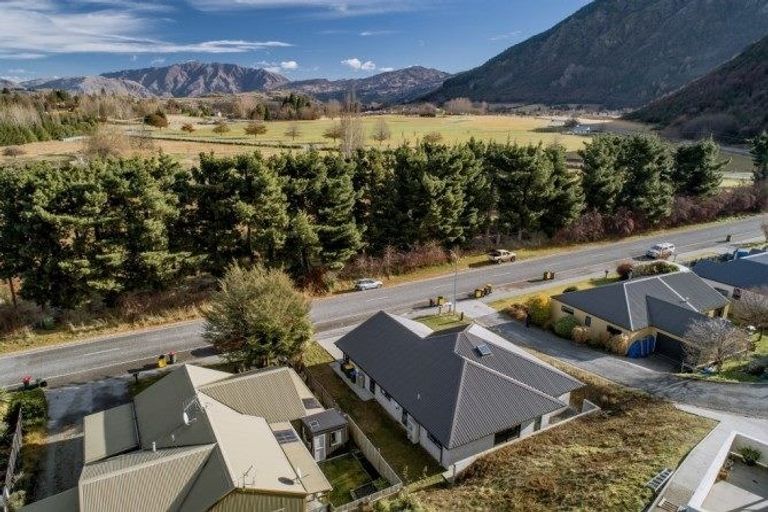 Photo of property in 23 Mcdonnell Road, Arrowtown, 9302