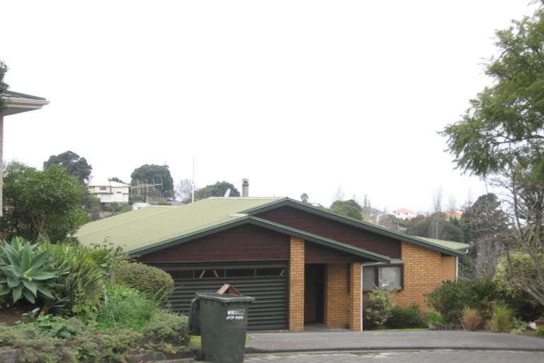 Photo of property in 16 Ormond Road, Hospital Hill, Napier, 4110