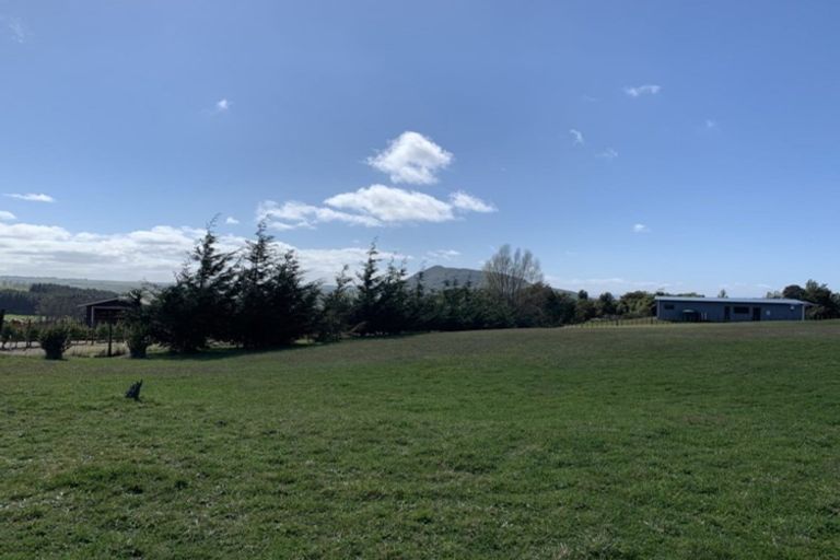 Photo of property in 1 Rangikatea Road, Omori, Turangi, 3381
