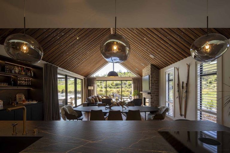 Photo of property in 6 Kahiwi Drive, Lower Shotover, 9304