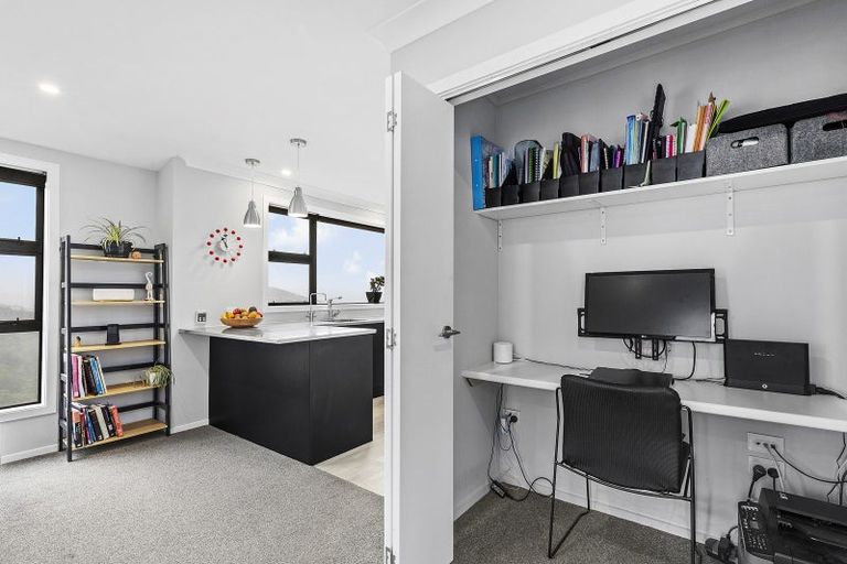 Photo of property in 98 Downing Street, Crofton Downs, Wellington, 6035