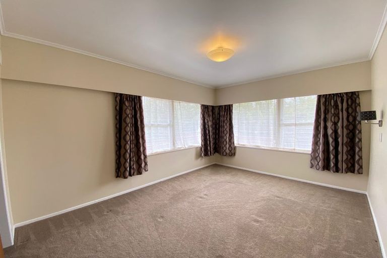 Photo of property in 30 Taitua Drive, Te Atatu South, Auckland, 0610