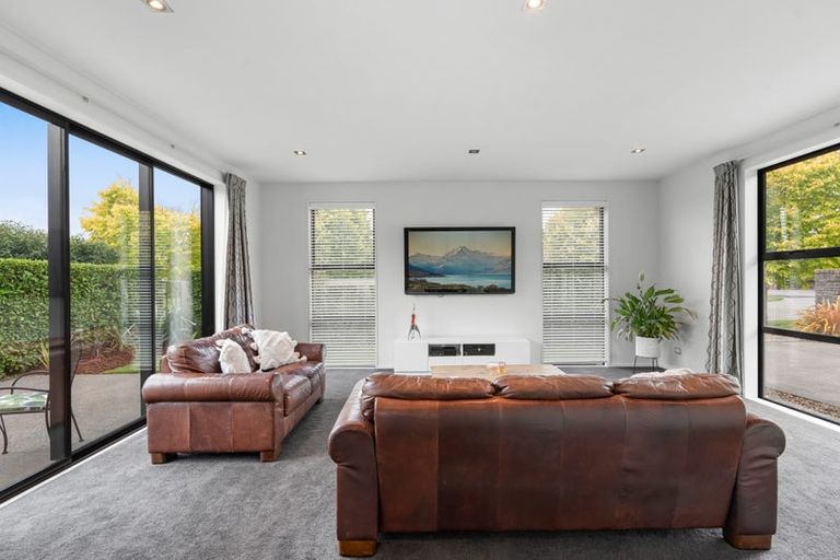 Photo of property in 1 Sterling Drive, Prebbleton, 7604