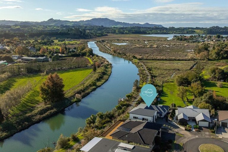 Photo of property in 13 Noble Johnston Drive, Katikati, 3129