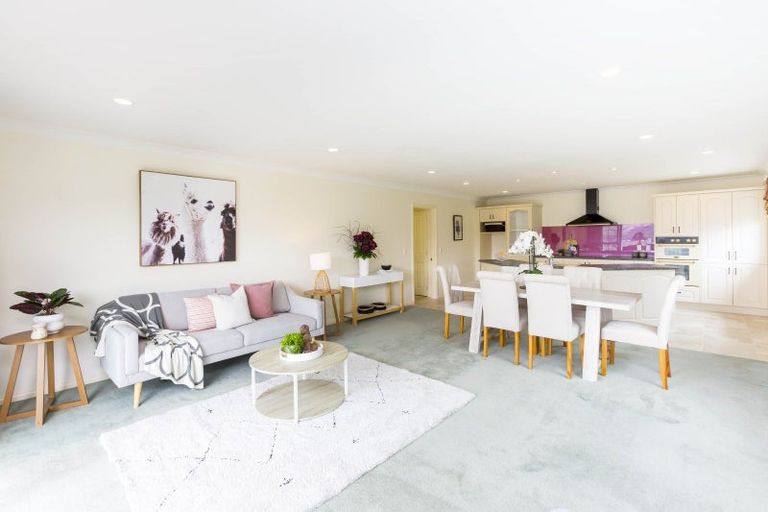 Photo of property in 51 Riverstone Drive, Riverstone Terraces, Upper Hutt, 5018