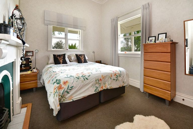 Photo of property in 2059 State Highway 16, Helensville, 0875