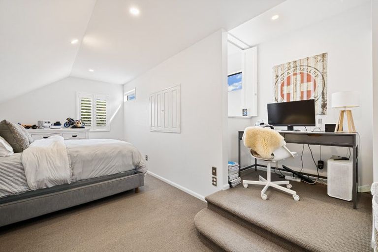 Photo of property in 120 Springfield Road, St Albans, Christchurch, 8014