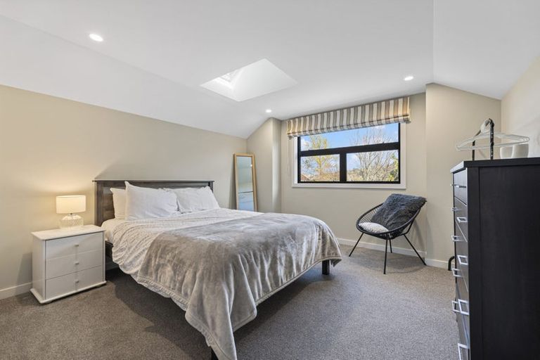 Photo of property in 67 Lomond Grove, Acacia Bay, Taupo, 3385