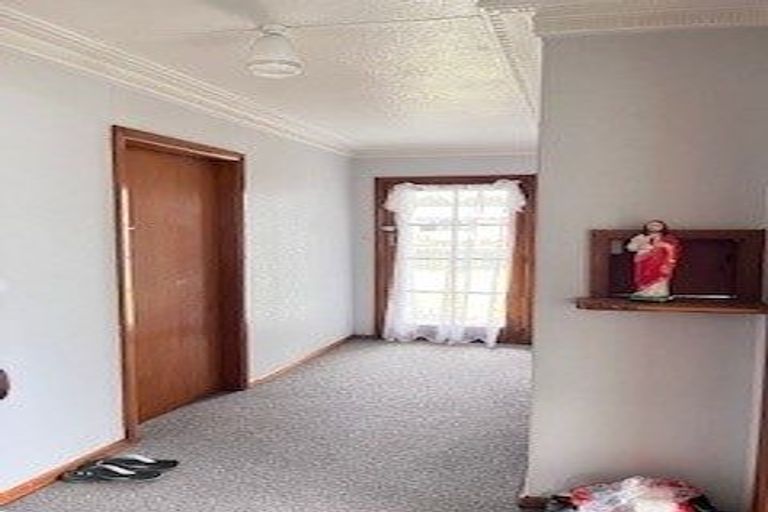 Photo of property in 22 Constitution Avenue, Milton, 9220