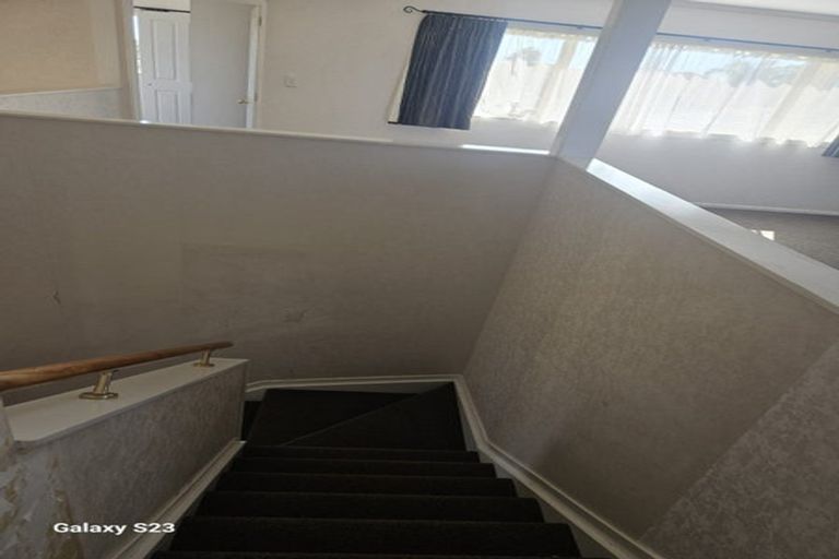 Photo of property in 22 Attymon Lane, East Tamaki, Auckland, 2016