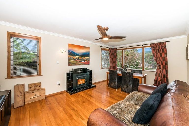 Photo of property in 30 Parakai Street, Paraparaumu, 5032