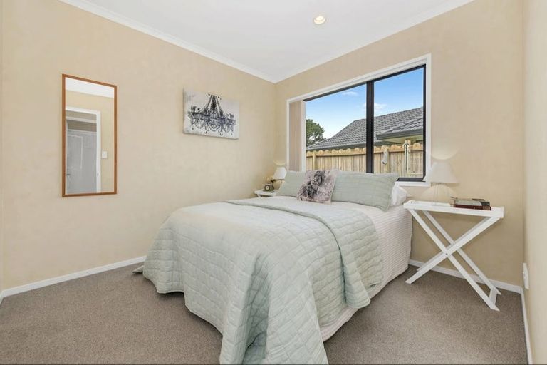 Photo of property in 55 Armoy Drive, East Tamaki, Auckland, 2016