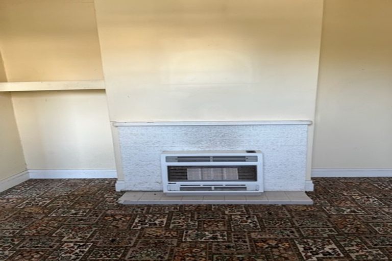 Photo of property in 19 Snelson Street, Palmerston North, 4410