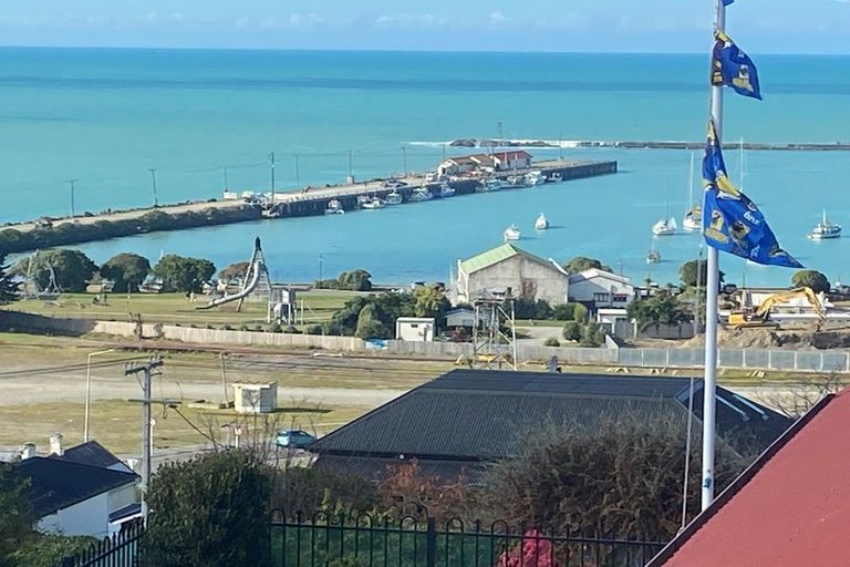 Photo of property in 8a-b Arun Street, South Hill, Oamaru, 9400