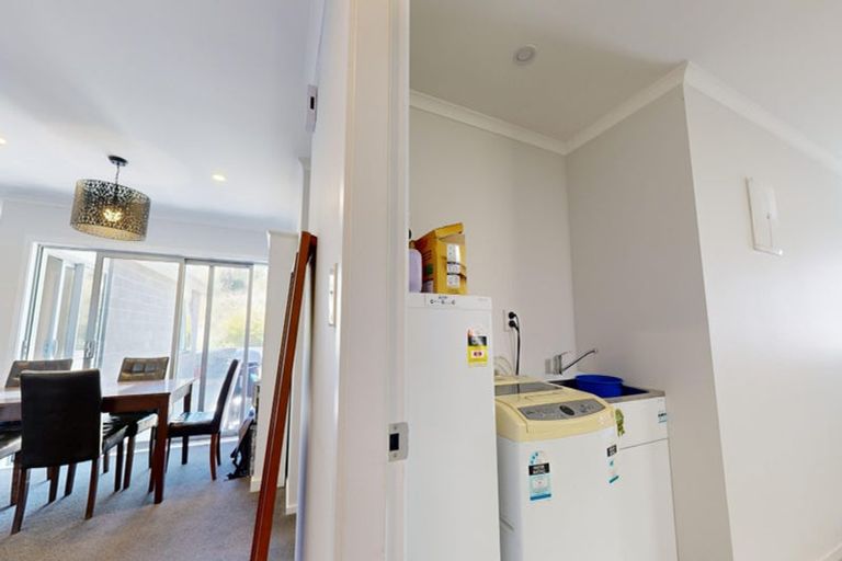 Photo of property in 44 Margaret Shields Avenue, Aotea, Porirua, 5024