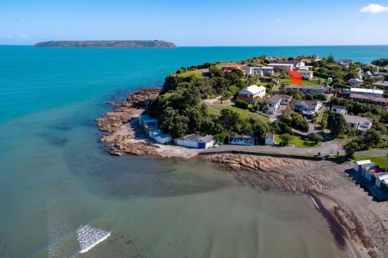 Photo of property in 2/3 Vella Street, Titahi Bay, Porirua, 5022