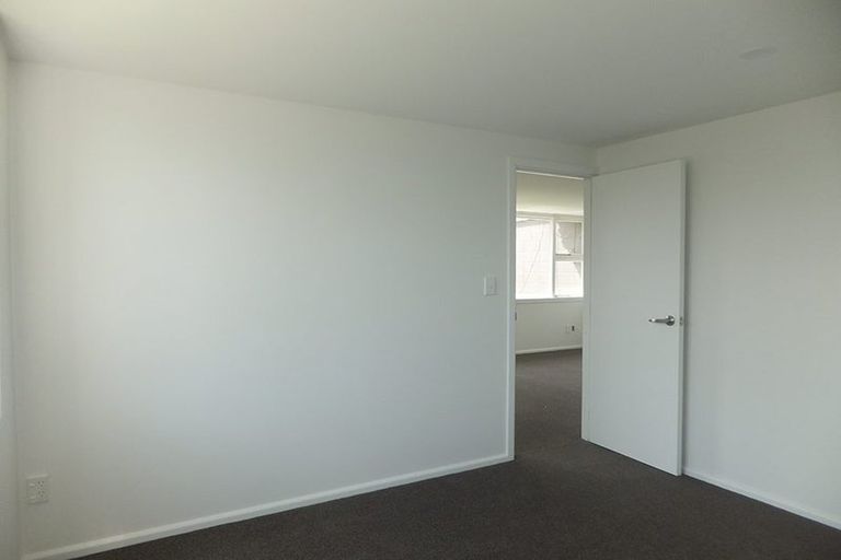 Photo of property in 37 Hillier Place, Spreydon, Christchurch, 8024