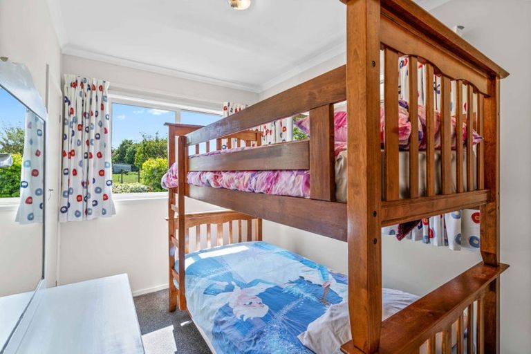 Photo of property in 42 Newburn Street, Waikaia, 9778