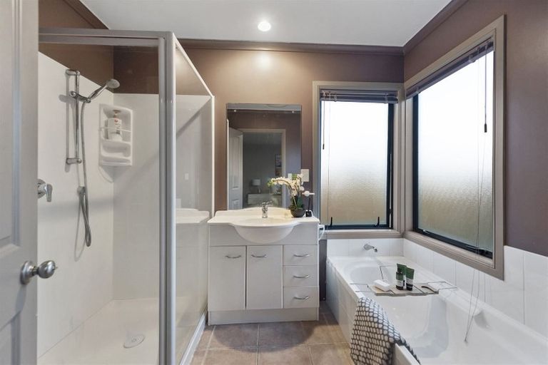 Photo of property in 180a Cambridge Road, Hillcrest, Hamilton, 3216