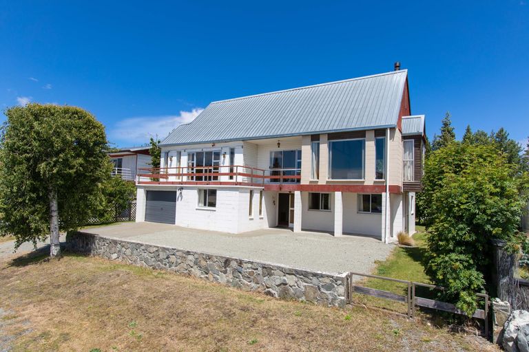 Photo of property in 26 Murray Place, Lake Tekapo, 7999