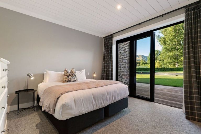 Photo of property in 273 Arrowtn-lke Hayes Road, Lake Hayes, Queenstown, 9371