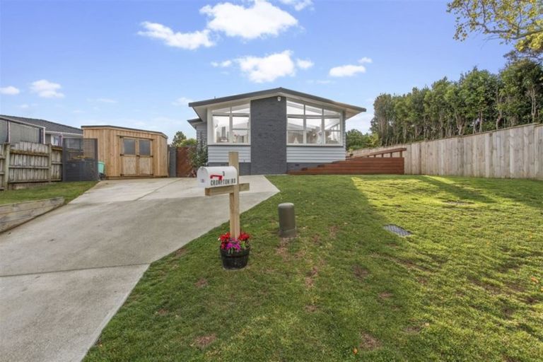 Photo of property in 3 Crompton Road, Massey, Auckland, 0614
