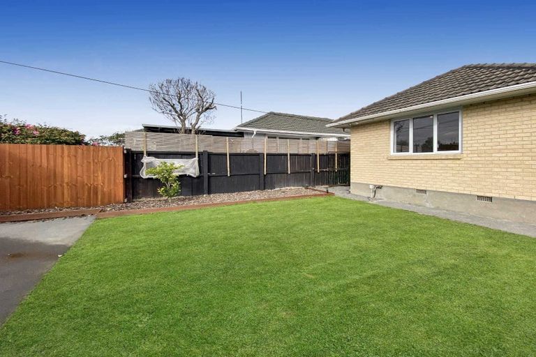 Photo of property in 1/18 Awatea Road, Hornby, Christchurch, 8042