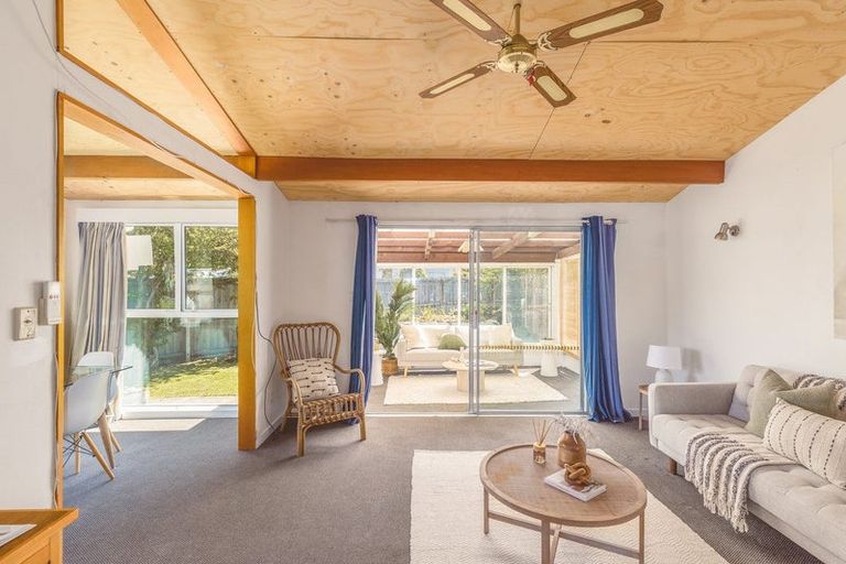 Photo of property in 6 Thorpe Street, Sumner, Christchurch, 8081