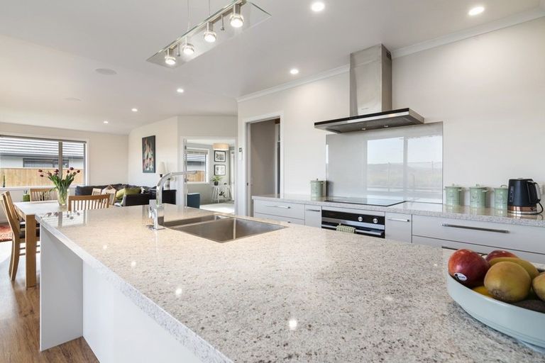 Photo of property in 32 Wanderers Avenue, Brightwater, 7022