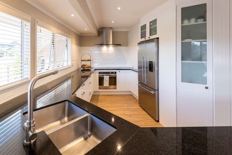 Photo of property in 2 Kaniere Place, Half Moon Bay, Auckland, 2012