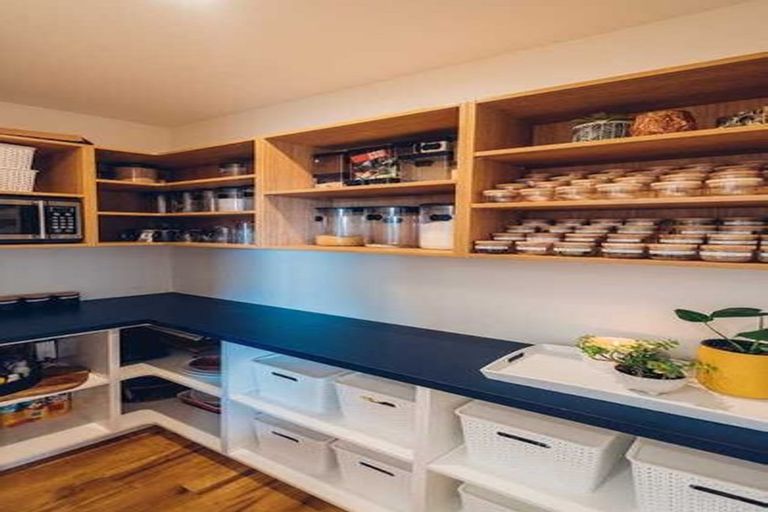 Photo of property in 31 Kotiate Street, Papamoa Beach, Papamoa, 3118