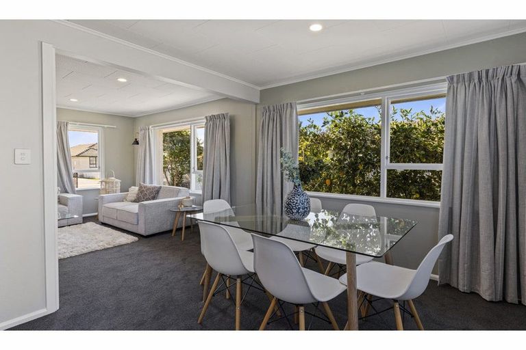 Photo of property in 3 Tralee Place, Bishopdale, Christchurch, 8053