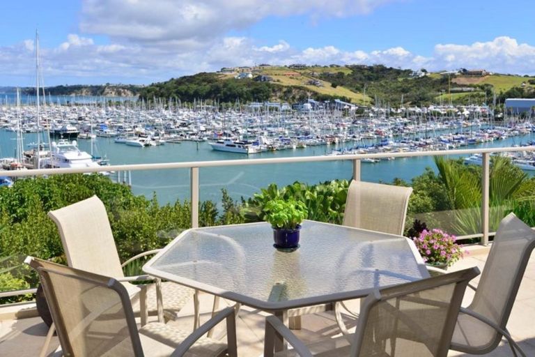 Photo of property in 74 Voyager Drive, Gulf Harbour, Whangaparaoa, 0930