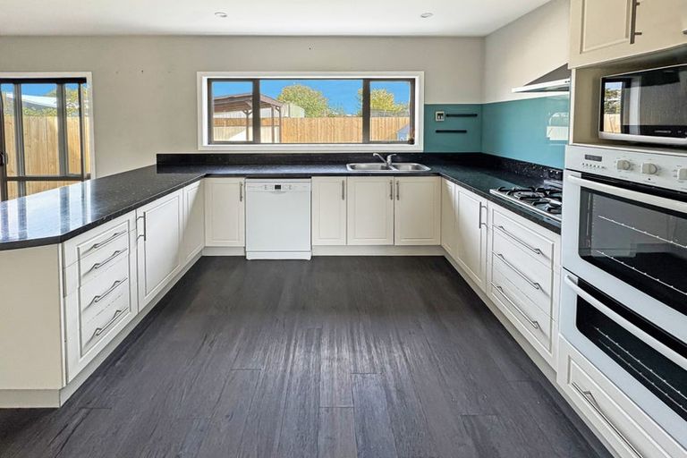 Photo of property in 23 Lenton Street, Aranui, Christchurch, 8061